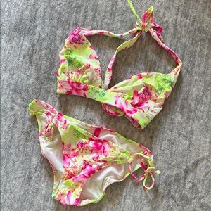 Victoria’s Secret Bikini Set